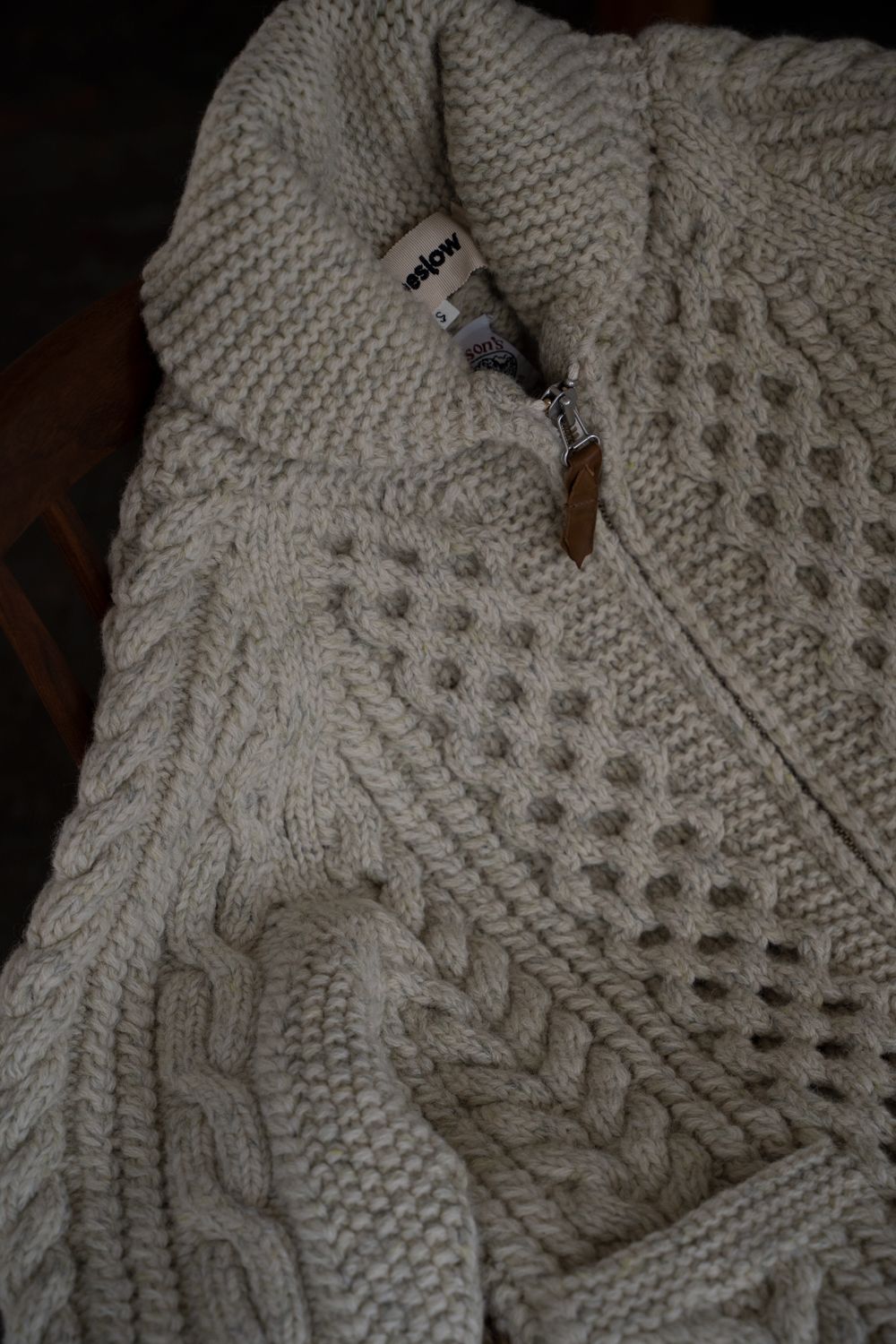 【Sサイズ】Jamieson’s Shetland wool HAND KNITTING Cowichan sweater(WHITE)