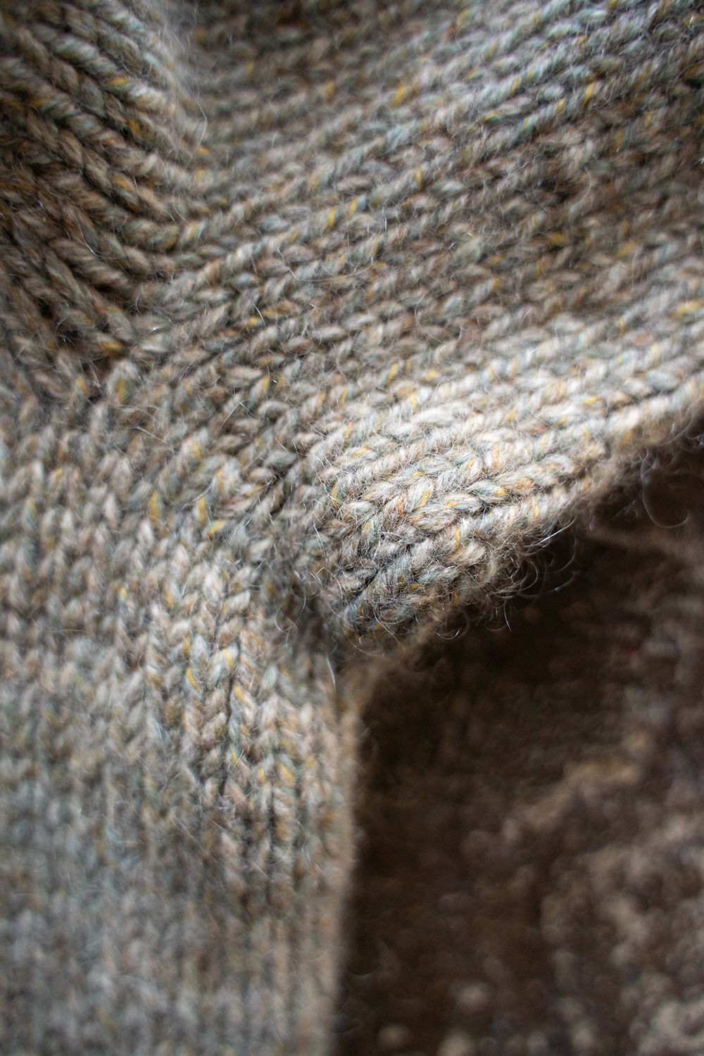 yak/lambs multi ply HAND KNITTING yoke top crew neck sweater(FOG)