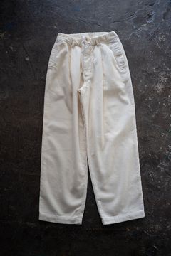 【ラスト1点】【24AW】太畝コーデュロイイージーパンツ(OFF WHITE)