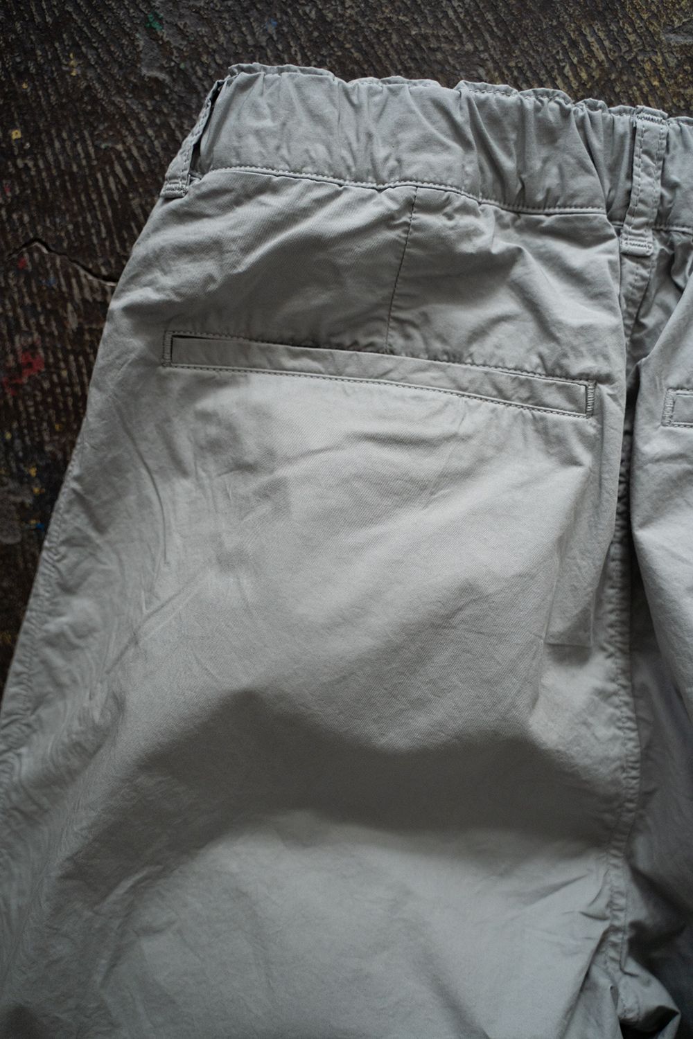 【ラスト1点】【25SS】ガーメントダイ2タックワイドテーパードパンツ(ICE GRAY)