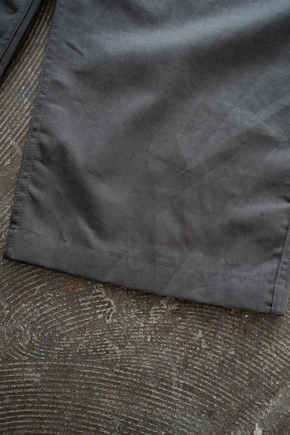 【ラスト1点】【24SS】コットン×リネンワンタックベイカーパンツ(CHARCOAL)