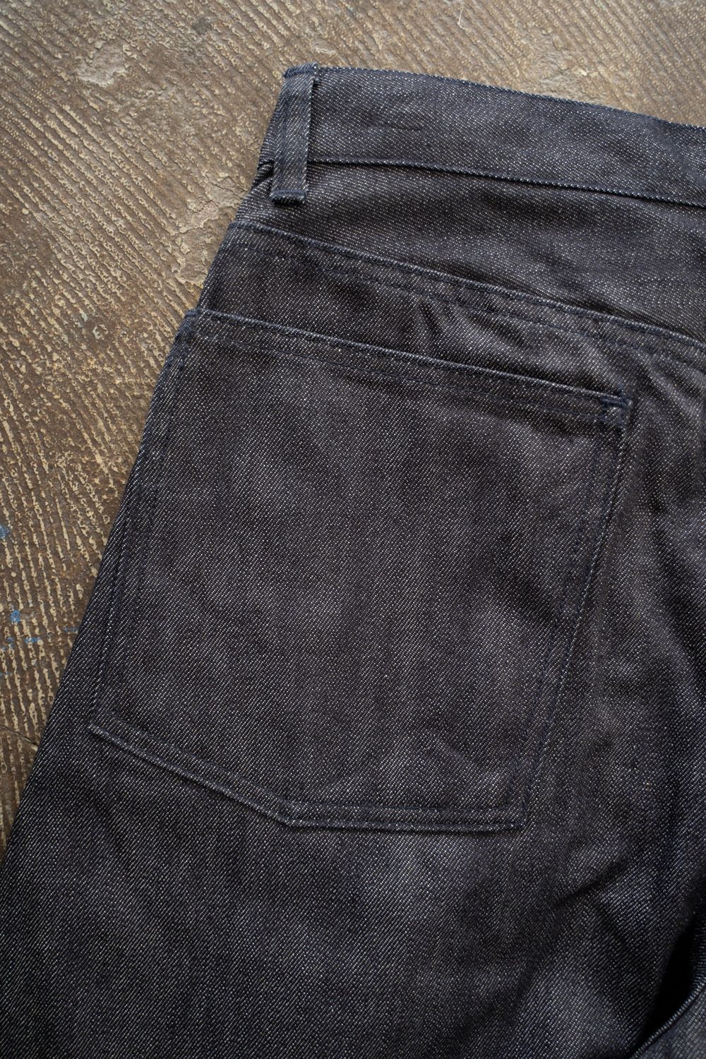 【26AW】ワンタックワイドデニムパンツ(NAVY)