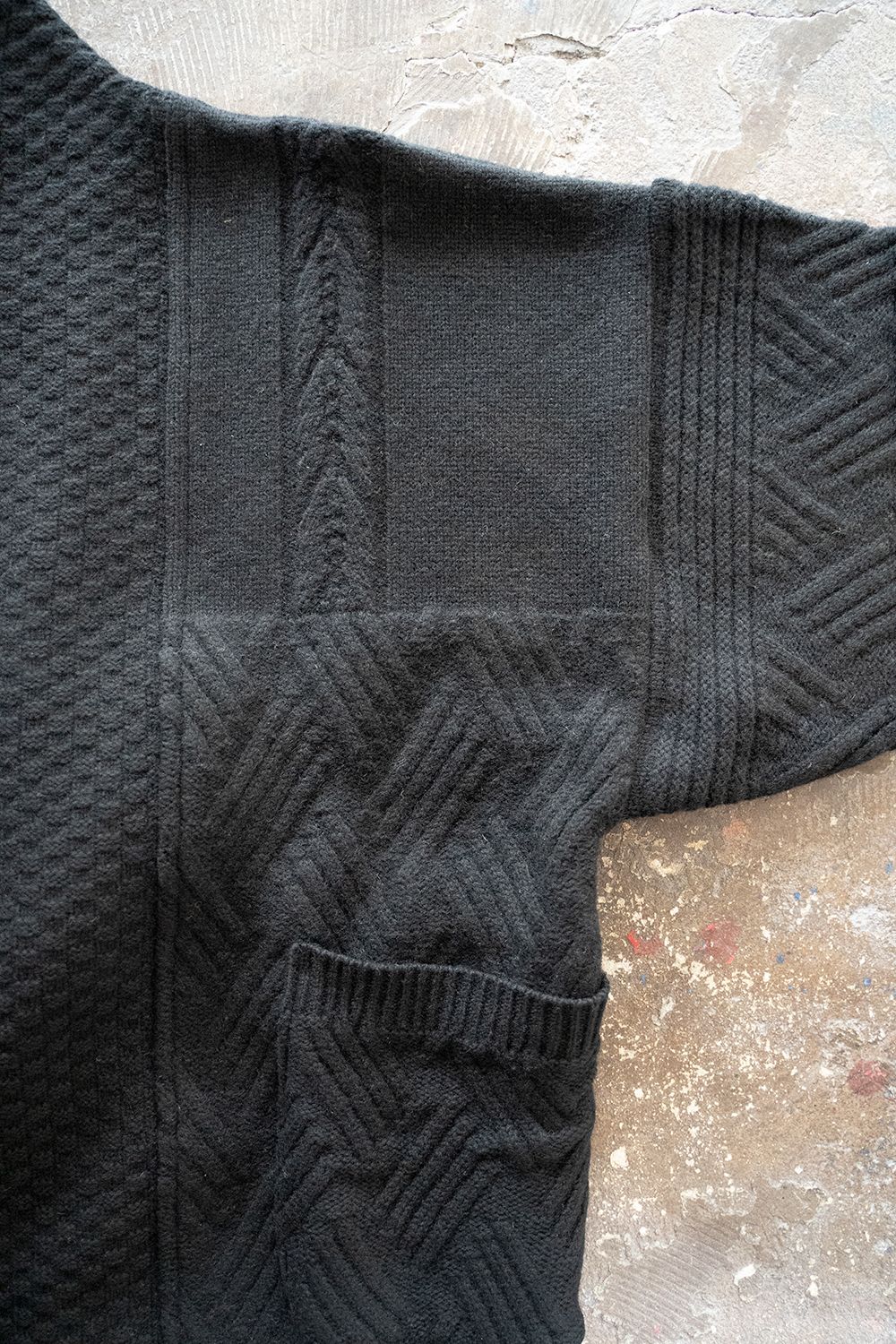 YASHIKI - 【ラスト1点】【22AW】Hoko Knit Coat(BLACK) | Salty YASHIKI - 【ラスト1点】【22AW】Hoko Knit Coat(BLACK) | Salty
