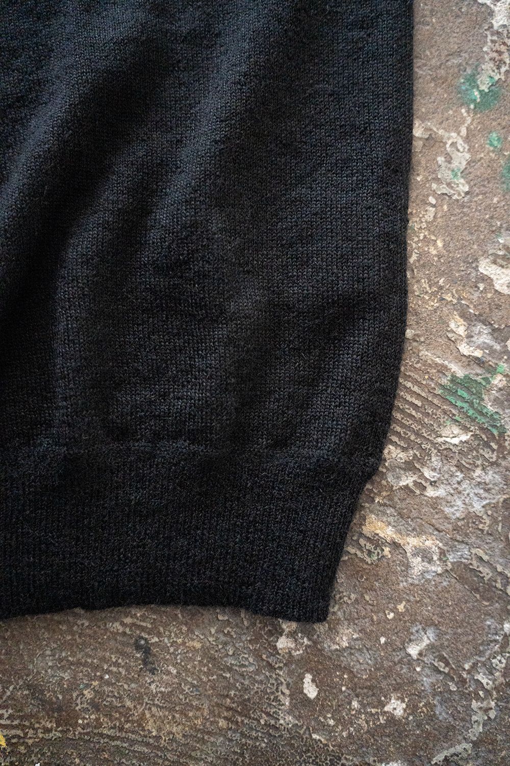 【25AW】エクストラキッドモヘア12Gニット(BLACK)