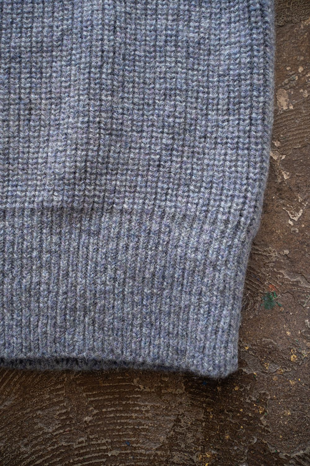 【ラスト1点】brushed yak/Shetland wool turtle neck sweater(LAVENDER)