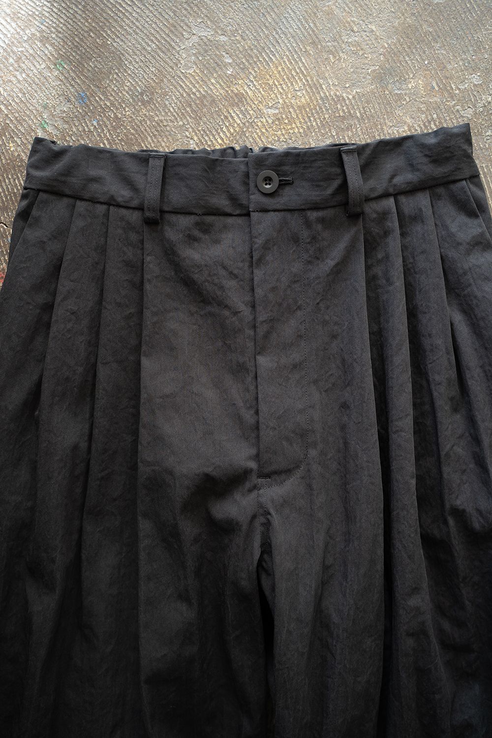 kontor - 【ラスト1点】【24AW】3 Pleat Nylon Pants(BLACK) | Salty