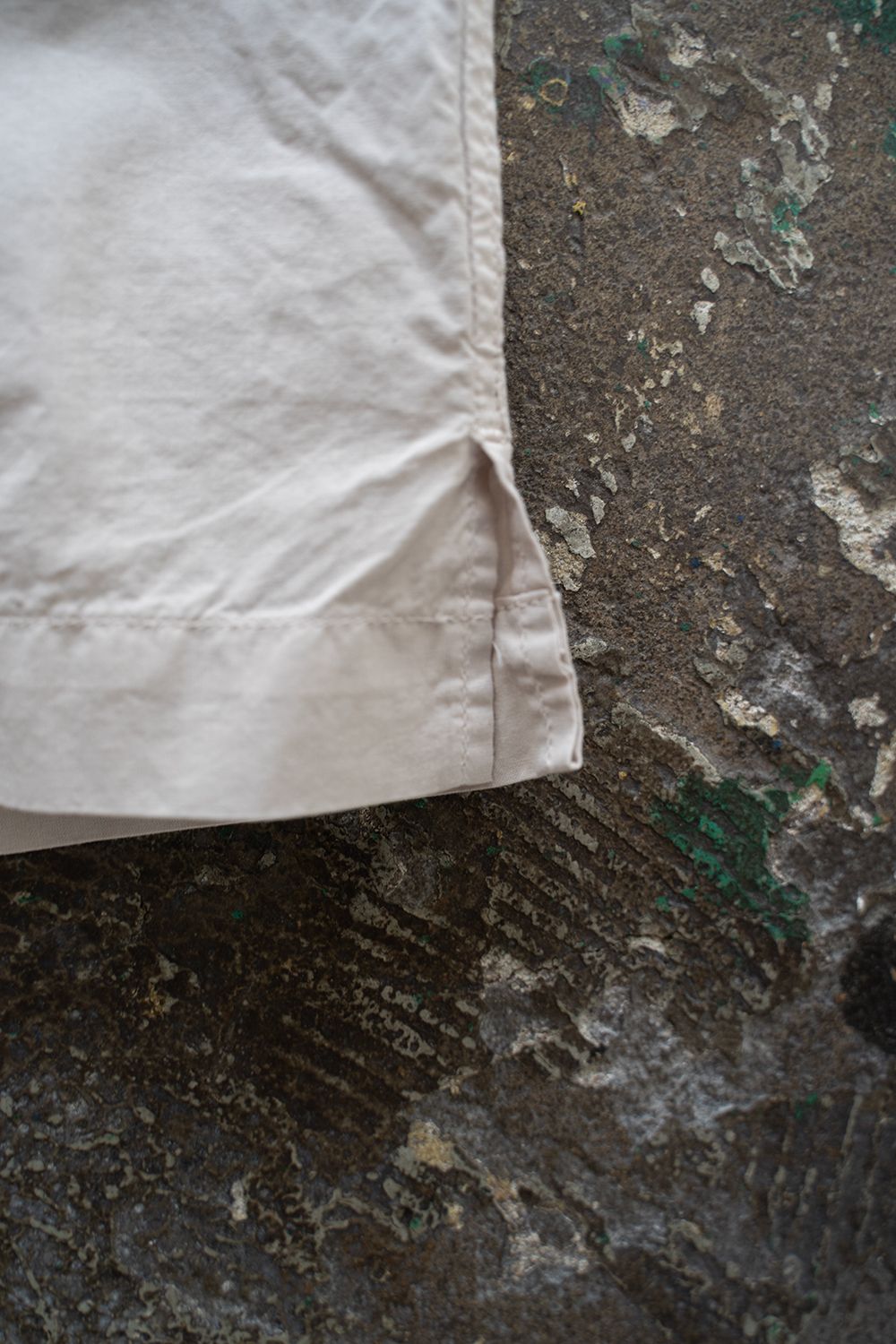【ラスト1点】【23SS】シルク混半袖ヨークスリーブシャツ(LIGHT GRAY)