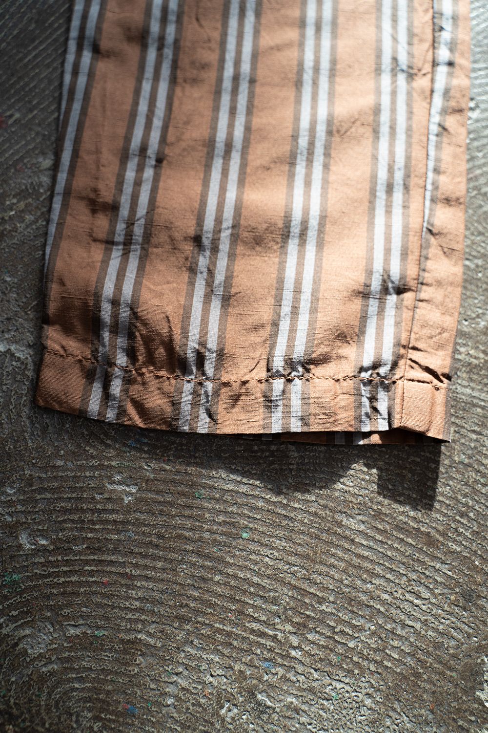 キュプラリネンイージーパンツ(BROWN STRIPE)