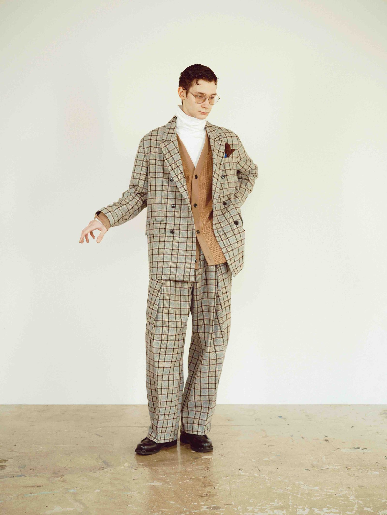 KICS DOCUMENT. KICS DOCUMENT. 2023AW LOOK | Salty