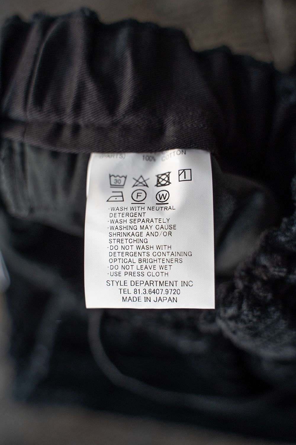 【ラスト1点】【24AW】3.5W太畝コーデュロイイージーパンツ(BLACK)