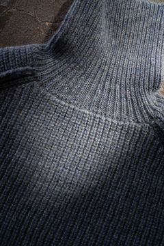 【ラスト1点】brushed yak/Shetland wool turtle neck sweater(LAVENDER)