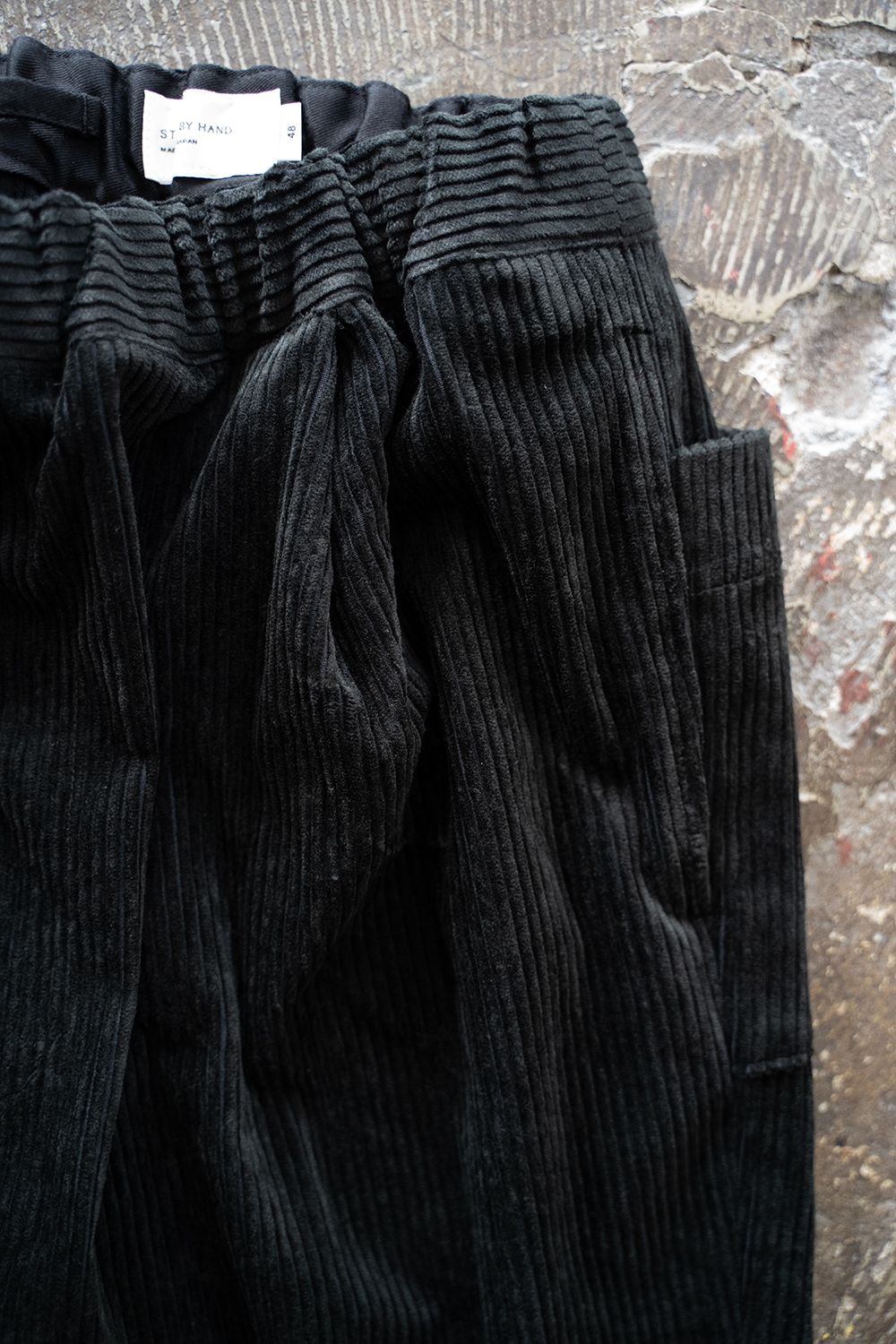【25AW】綿×レーヨンコーデュロイイージーパンツ(BLACK)