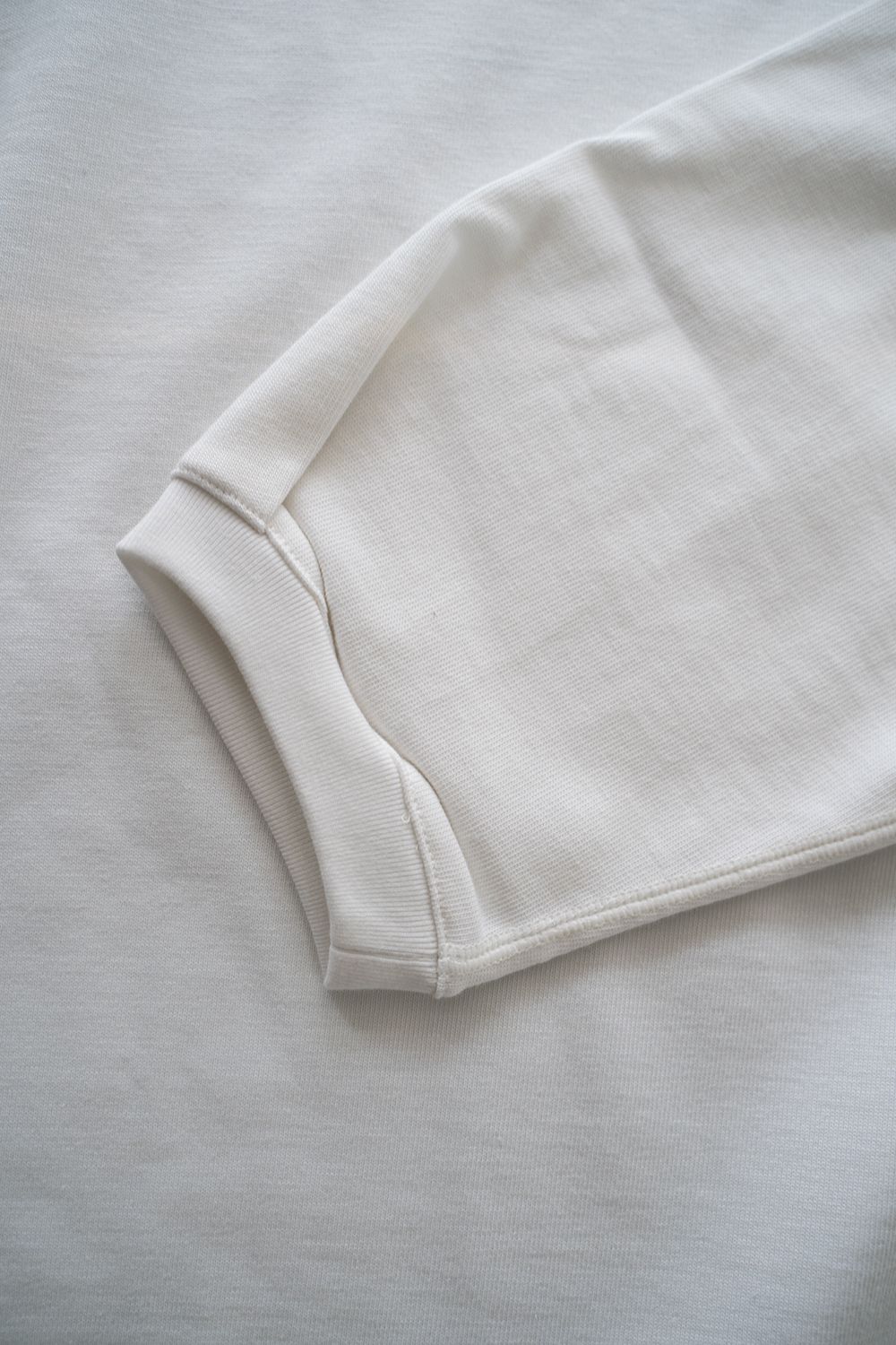 【ラスト1点】【22AW】スビンコットンサドルスリーブカットソー(WHITE)