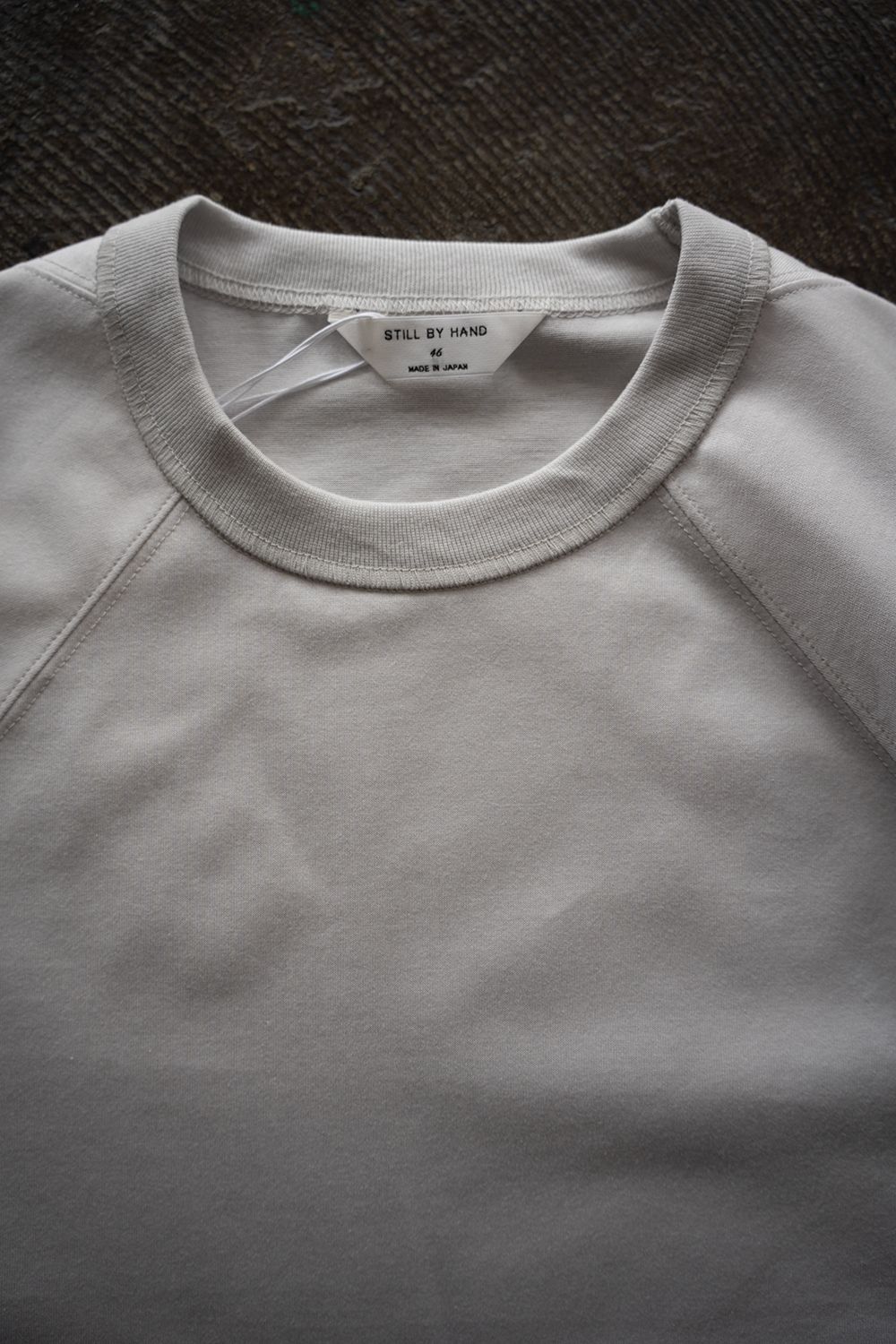 【26SS】オーバーサイズ変形スリーブTシャツ(PALE GREY)