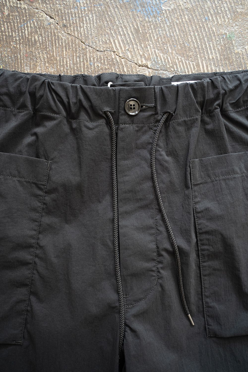 【ラスト1点】【23SS】タスランナイロンパッチポケットイージーパンツ(BLACK)