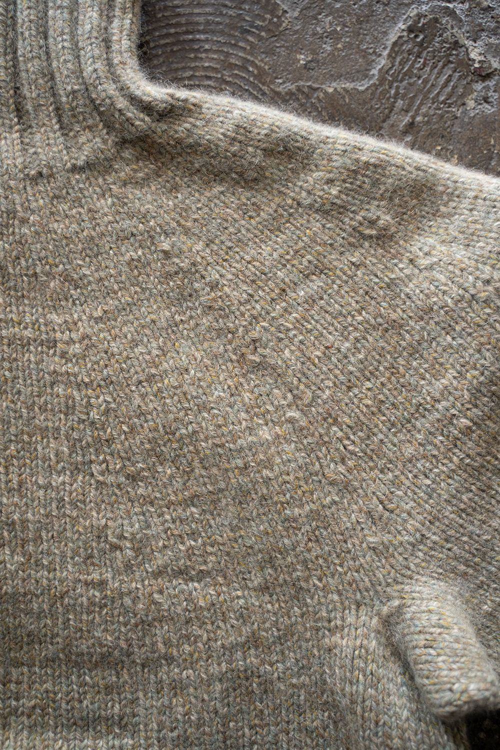 yak/lambs multi ply HAND KNITTING yoke top turtle neck sweater(FOG)