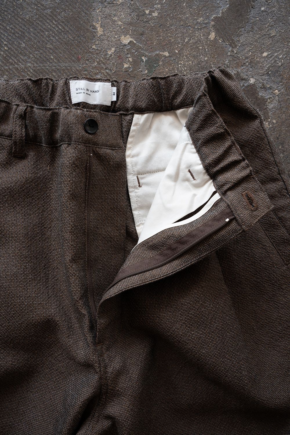 【26SS】ポリエステル×コットンタックイージーパンツ(BROWN)
