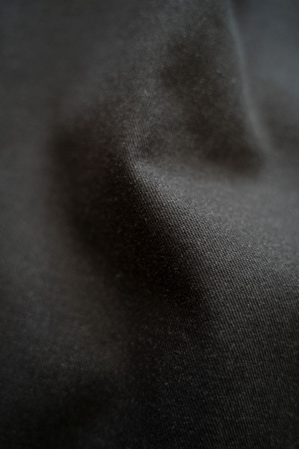 【25AW】2タックシャンブレースラックス(CHARCOAL)
