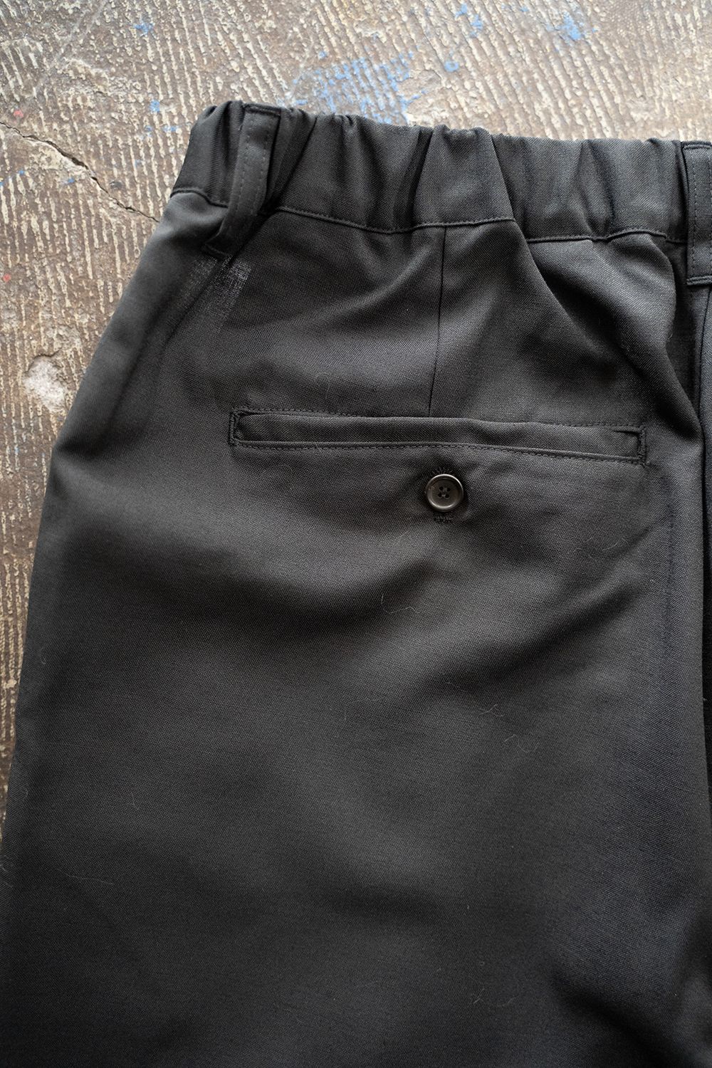 【25AW】モヘア混2タックイージーパンツ(INK BLACK)