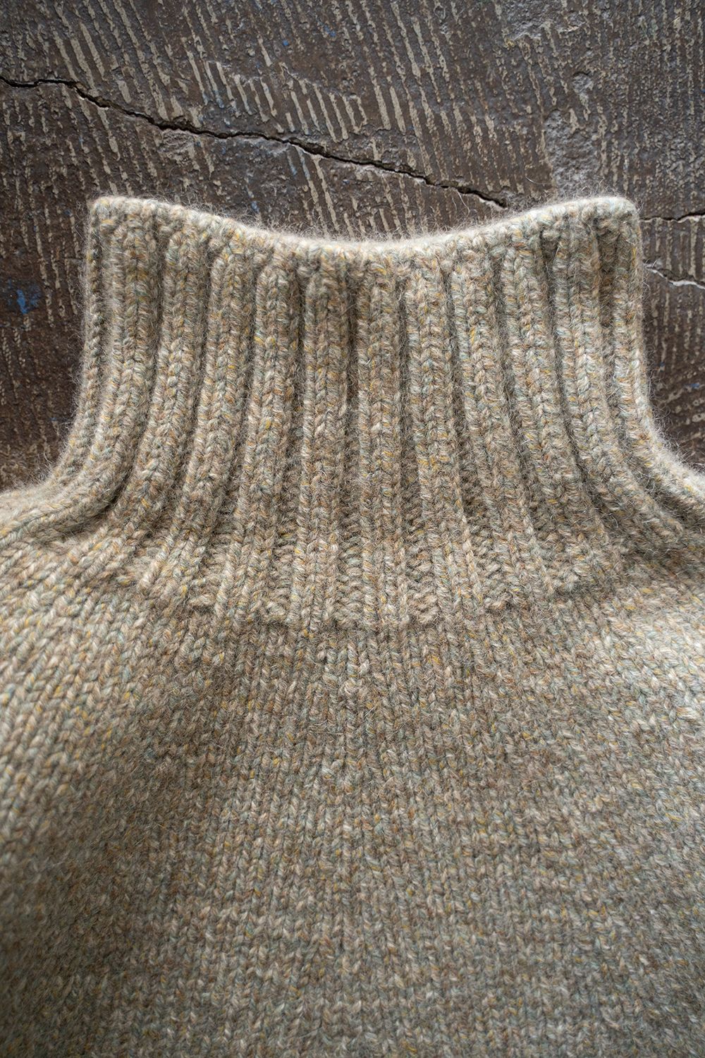 yak/lambs multi ply HAND KNITTING yoke top turtle neck sweater(FOG)