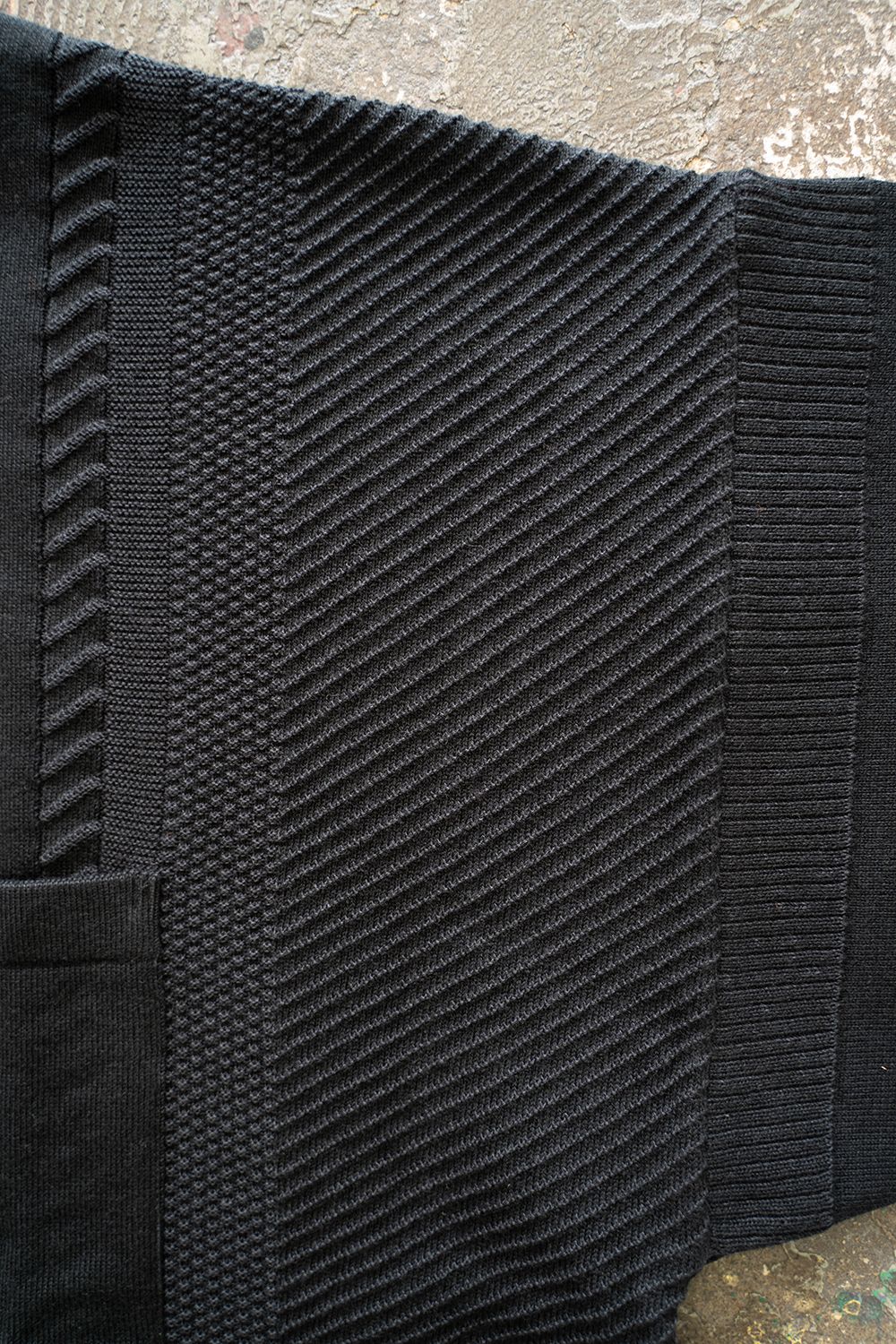 【ラスト1点】【23SS】Hanagasumi Knit(BLACK)