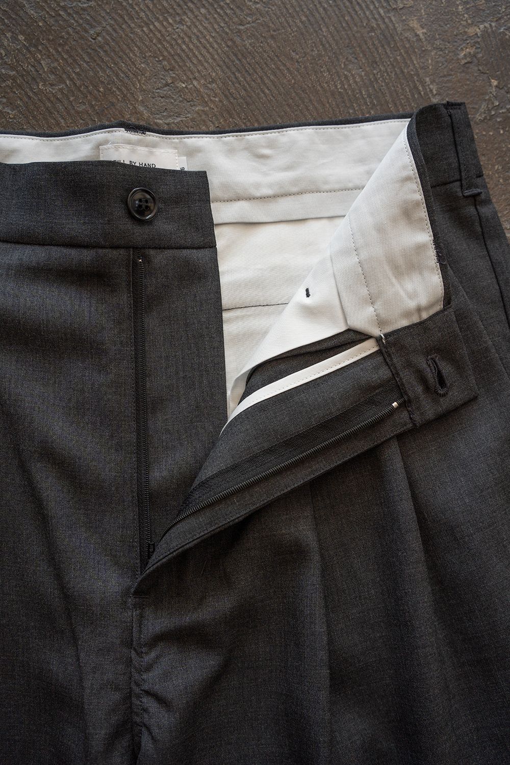 【26SS】Super120'sウールハーフパンツ(CHARCOAL)