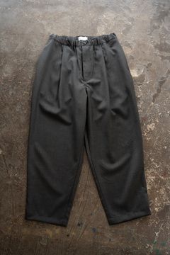 【26SS】ウォッシャブルウールイージースラックス(CHARCOAL)
