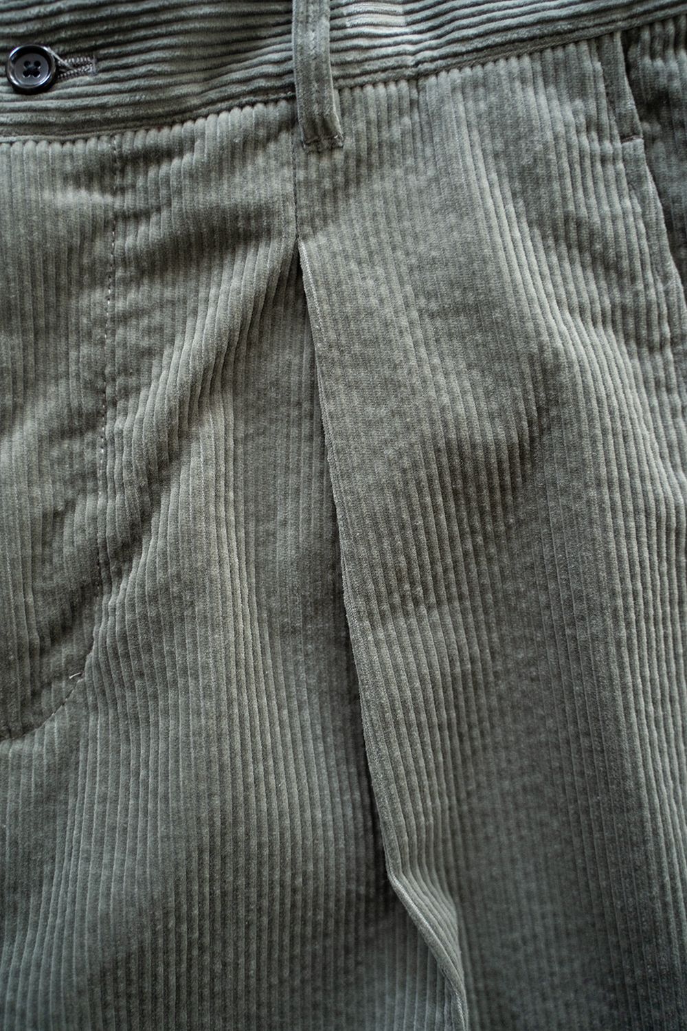 【24AW】Sucker Cord Tuck Pants/サッカーコーデュロイタックパンツ(KHAKI)