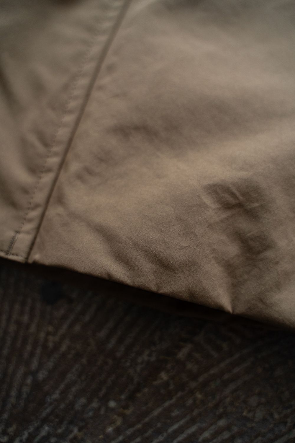 【ラスト1点】【24AW】撥水ポリエステルスタンドカラーブルゾン(CAMEL)