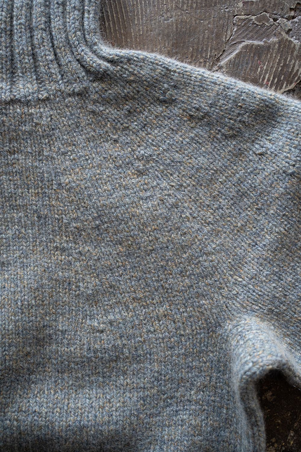 【ラスト1点】yak/lambs multi ply HAND KNITTING yoke top turtle neck sweater(FADE BLUE)