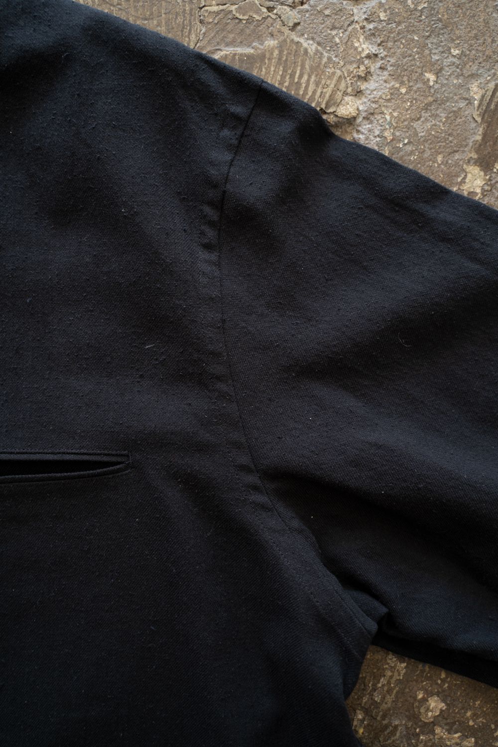 【ラスト1点】【25AW】極小襟コットン×シルクネップシャツ(BLACK NAVY)