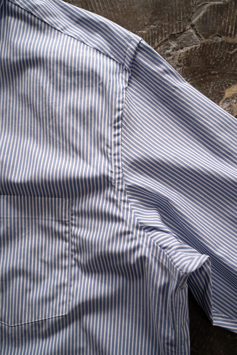 【ラスト1点】【24AW】ブロードレギュラーカラーシャツ(BLUE STRIPE)