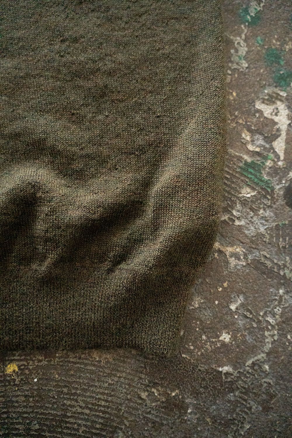 【25AW】エクストラキッドモヘア12Gニット(OLIVE)