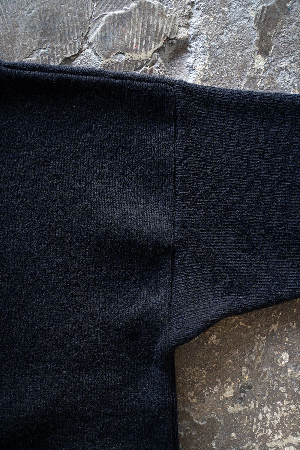 【ラスト1点】Hard twisted Shetlandwool GOB sweater(NAVY)