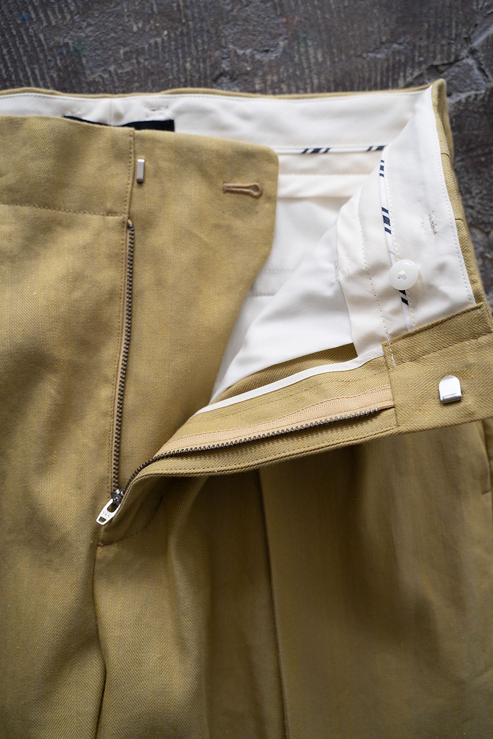 KHONOROGICA - 【23SS】LI/C Herringbone Double Tuck Pants/綿麻