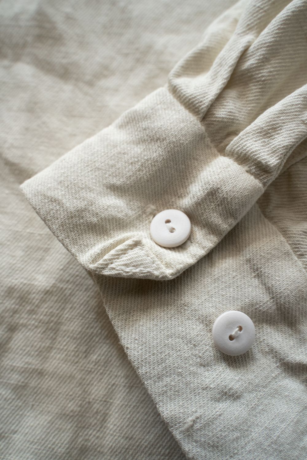 和紙大麻シャツ(ベンガラ白)