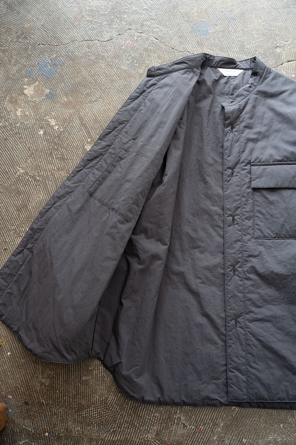 【25AW】シンサレートシャツブルゾン(CHARCOAL)