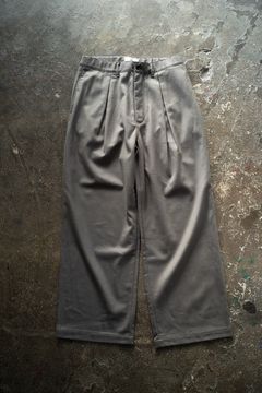 【ラスト1点】【24AW】インボックスタックサキソニースラックス(GREIGE)