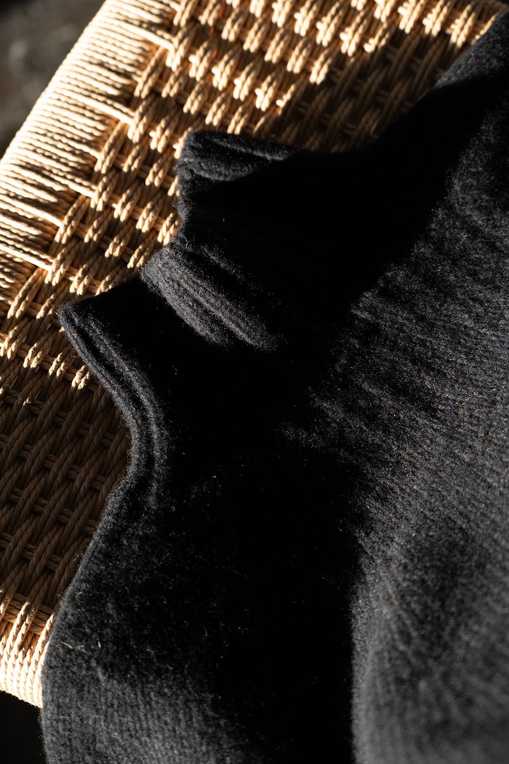 yak/lambs multi ply HAND KNITTING yoke top turtle neck sweater(DARK NAVY)