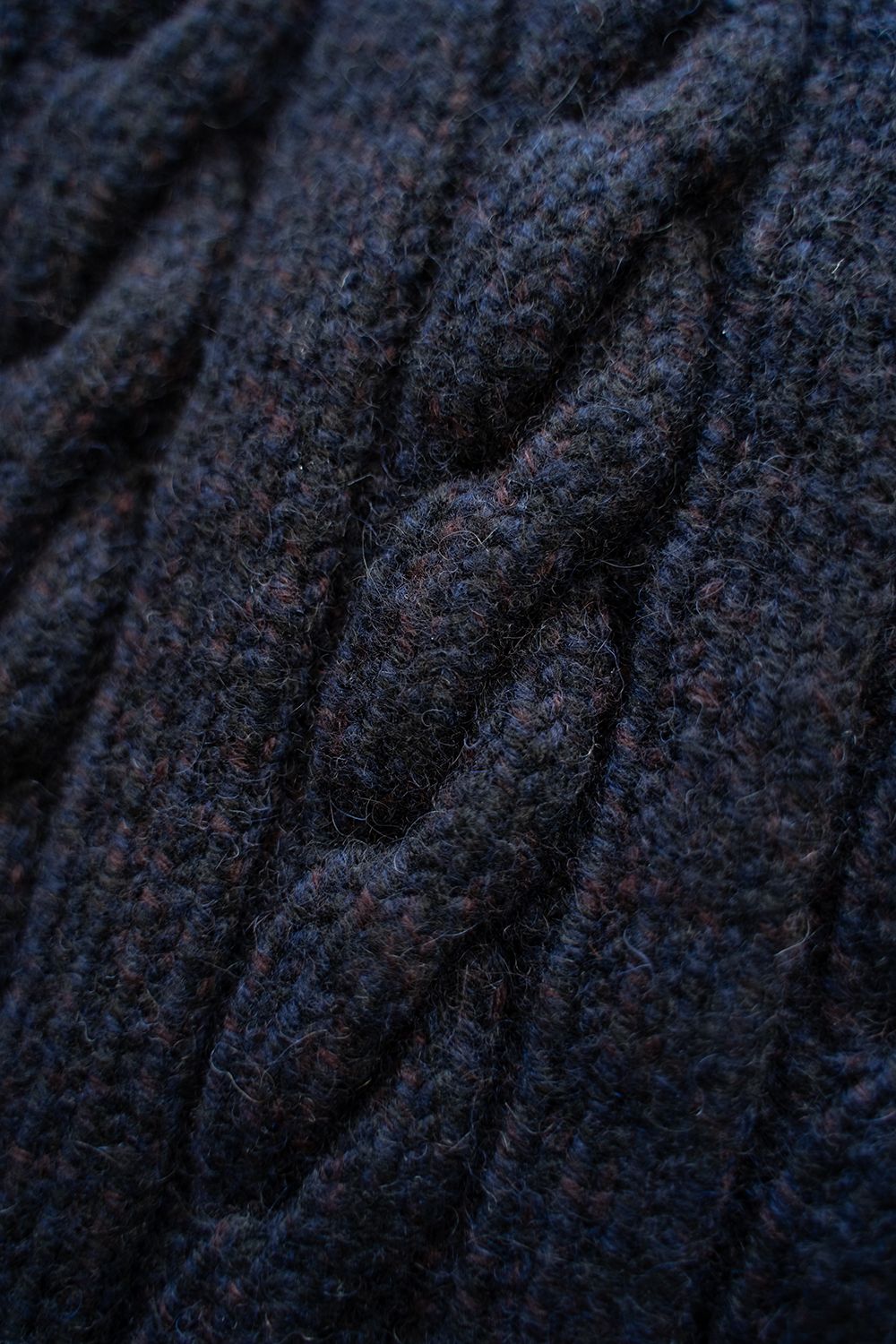【ラスト1点】camel/cashmere HAND KNITTING cricket sweater(NAVY)