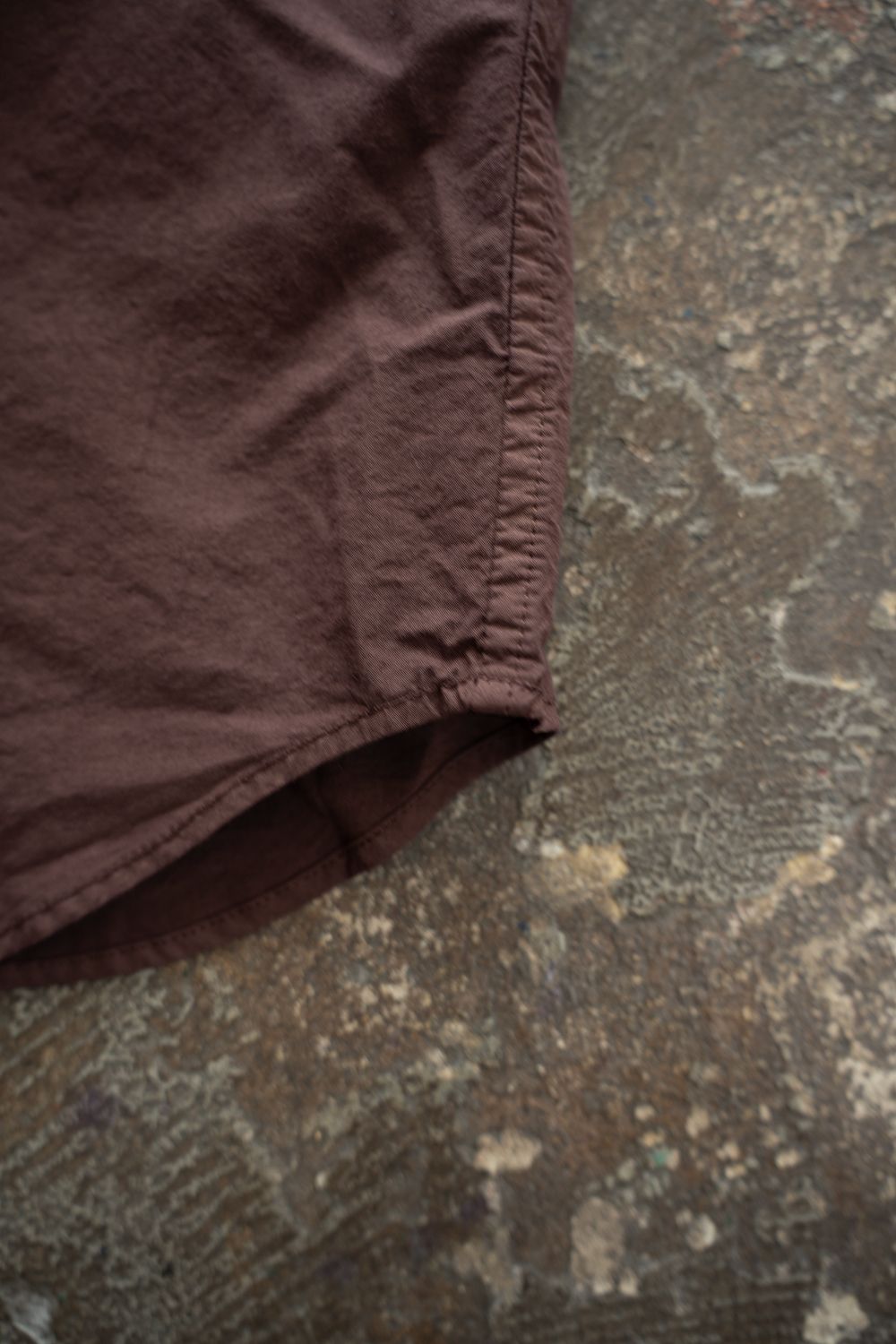 【26AW】ガーメントダイバンドカラーオーバーシャツ(REDDISH BROWN)