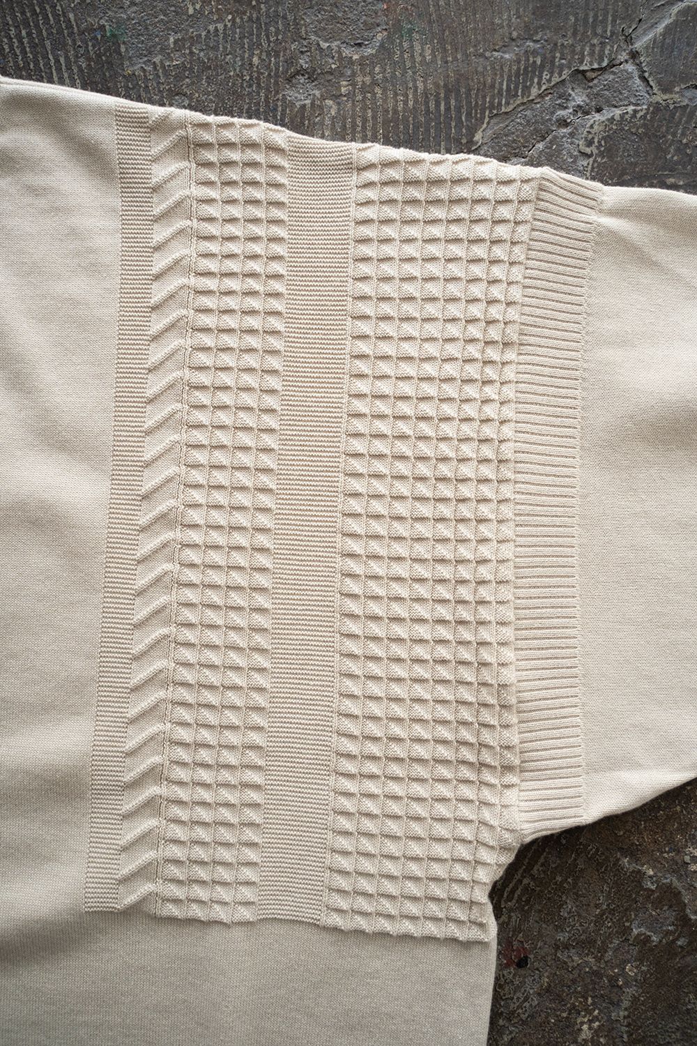 YASHIKI - 【ラスト1点】【24SS】Ogawa Henley Knit(PEARL GRAY