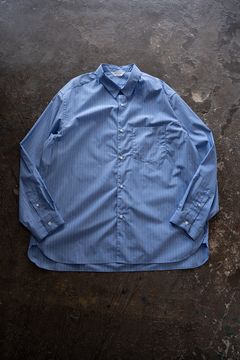 【26AW】ブロードレギュラーカラーシャツ(BLUE STRIPE)