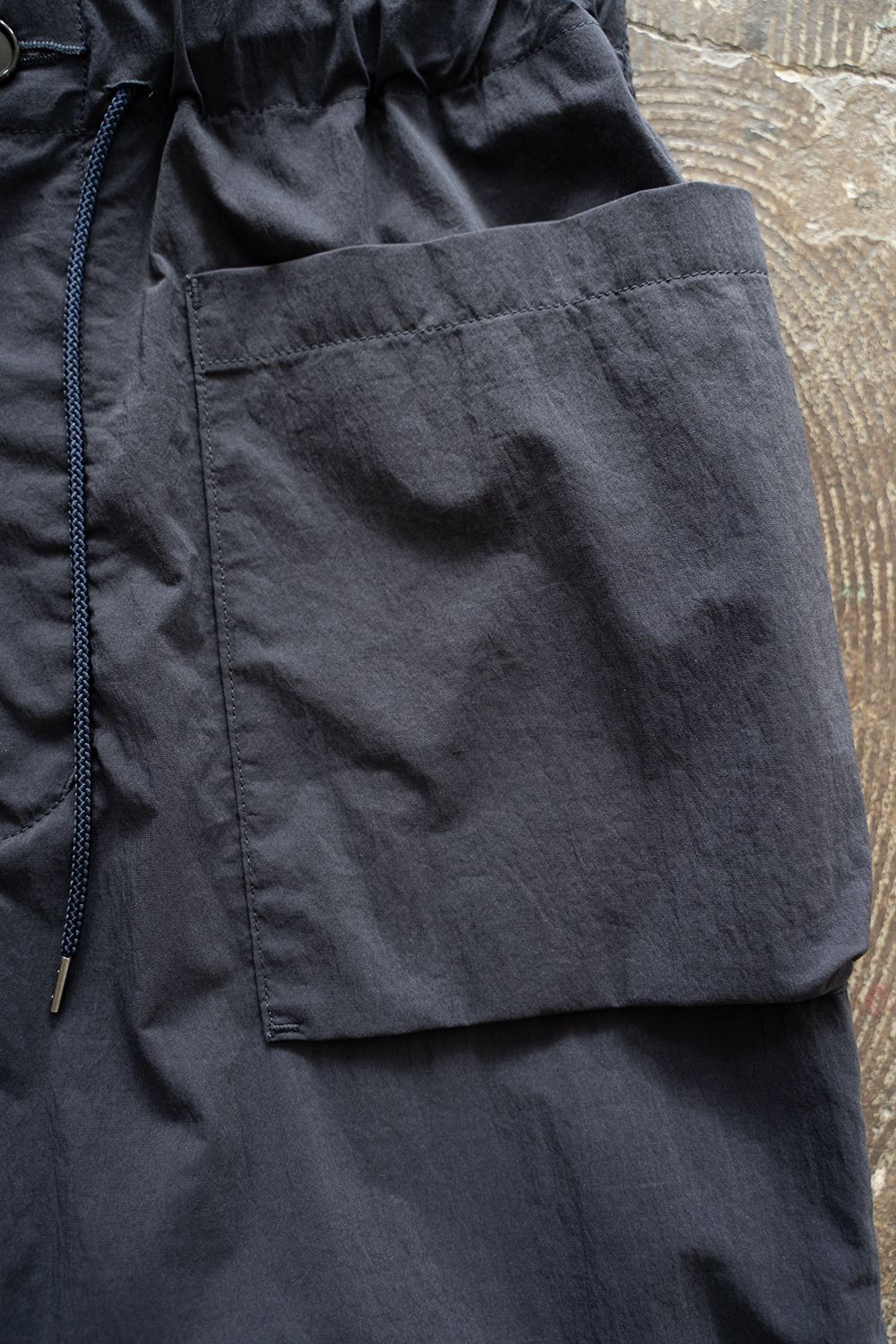 【ラスト1点】【23SS】タスランナイロンパッチポケットイージーパンツ(NAVY)