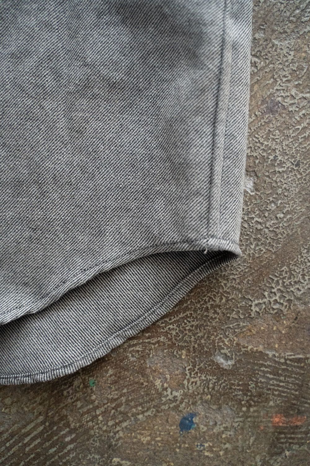 【ラスト1点】【23AW】ウール×コットンシャンブレーバンドカラーシャツ(GRAY)