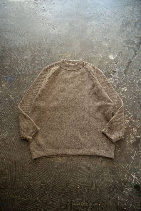 無染色ローカシミヤセーター(原毛茶)