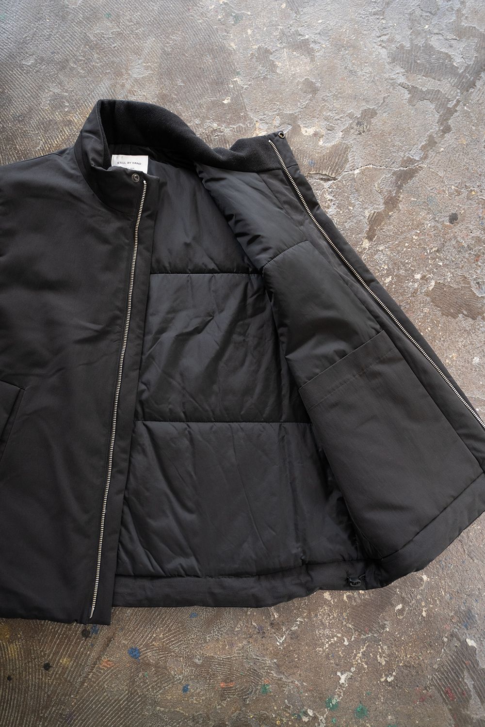 【ラスト1点】【24AW】撥水シンサレートスタンドカラーベスト(INK BLACK)