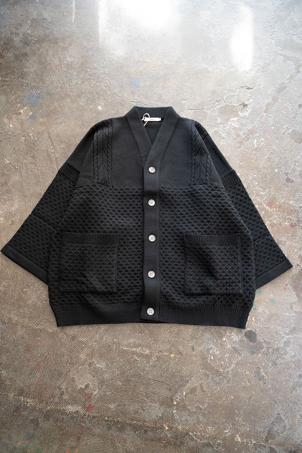 YASHIKI - 【ラスト1点】【22AW】Yukigumo Hanten Cardigan(BLACK) | Salty