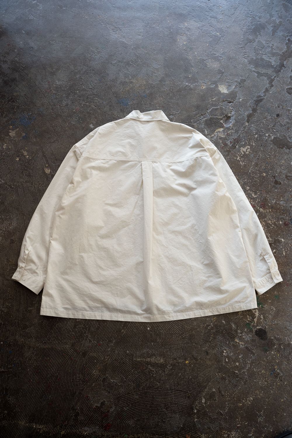 【25AW】ガーメントダイダンプシャツ(ECRU)