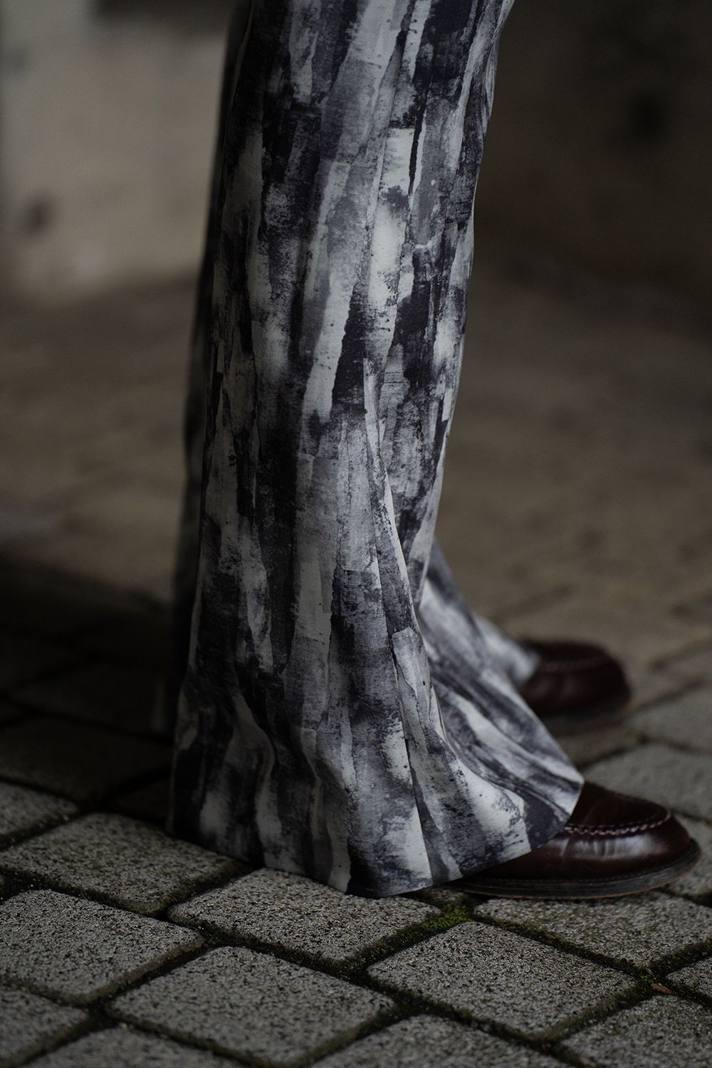 【ラスト1点】【24SS】Abstract Print Flare Pants/アブストラクトプリントフレアパンツ(GRAY)